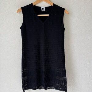 Missoni Fine Knit Wool Blend V-Neck Sleeveless Sweater